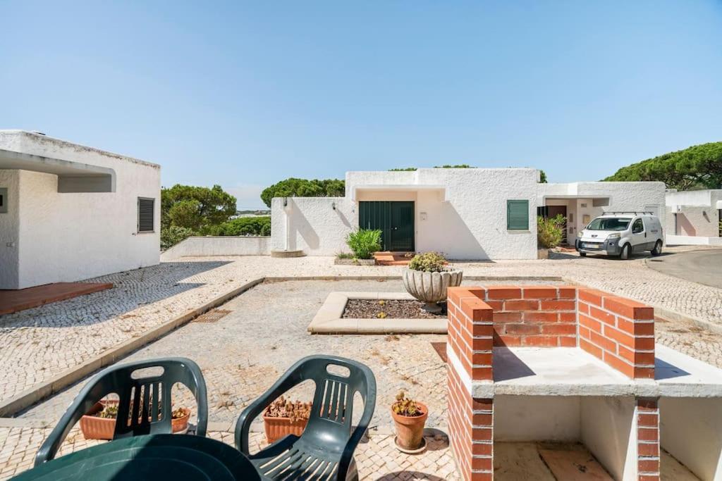 Sunny Villa With Golf Front View فيلامورا المظهر الخارجي الصورة